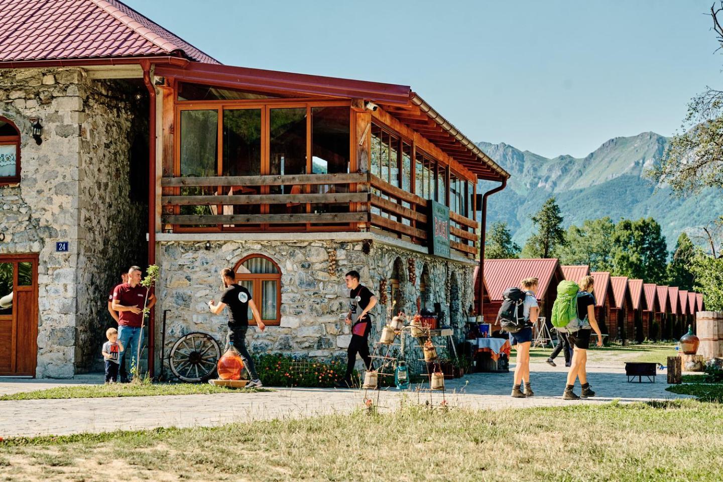 Hotel Ethno Katun Rosi Agrotourism Gusinje Exterior foto